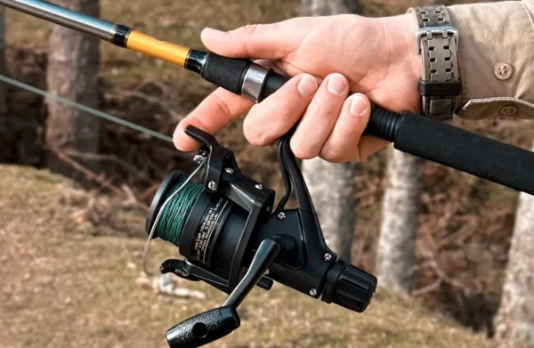 Kit Pesca Profissional Shimano Molinete 4000 + Vara 1,98m Preto